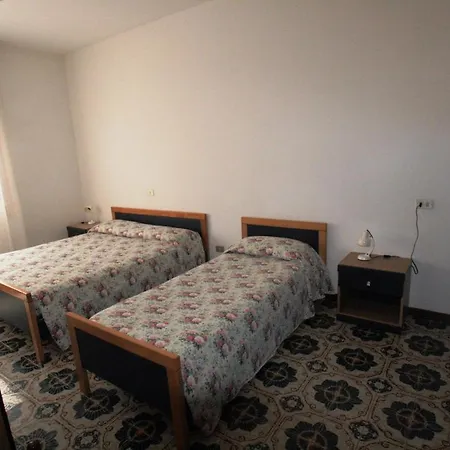Apartment In 24800 *