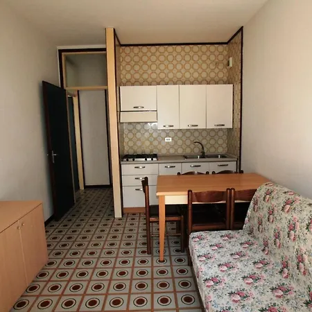 In 24800 Apartment *